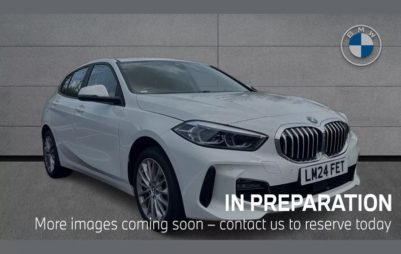 White Used 2024 BMW 118 Comfort Edition Hatchback | £22,490 (Super price) - Image 1/4