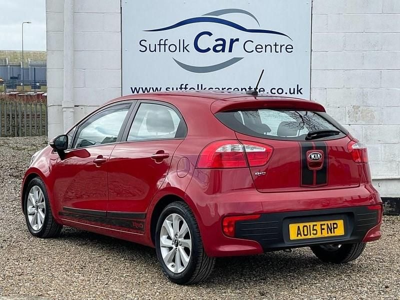 Used Kia Rio 109 HP (80 kW) 2015 Red Hatchback