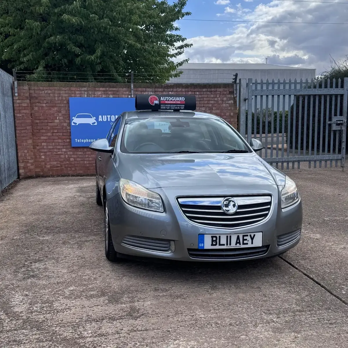 Used Vauxhall Insignia 2011 Silver Hatchback