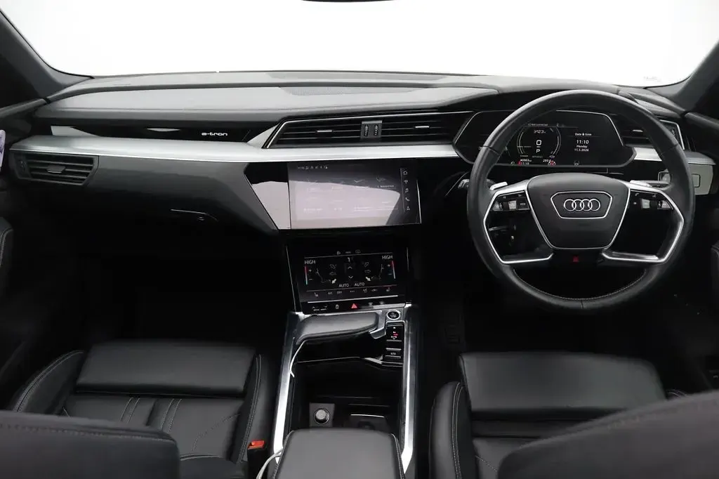 Used Audi e-tron Comfort 300 kW (408 HP) 2020 Blue SUV