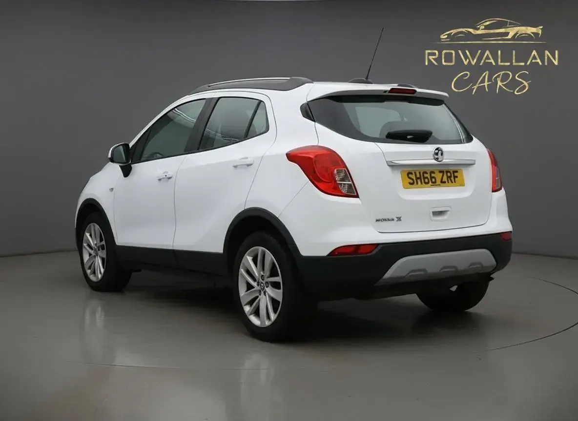 Used Vauxhall Mokka X Active 115 HP (84 kW) 2016 White SUV