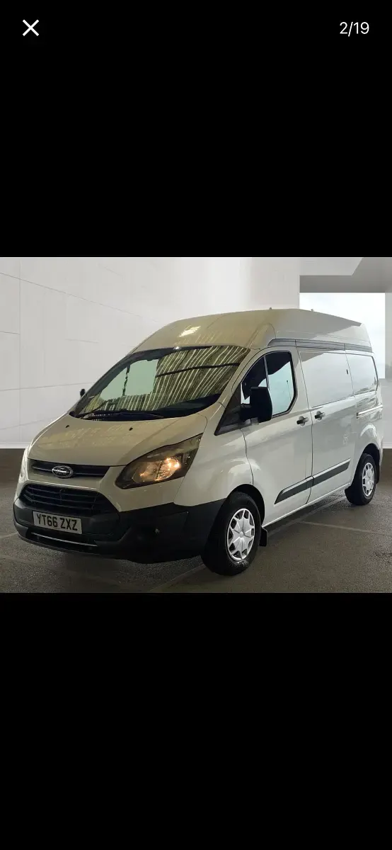 Used Ford Transit Custom 105 HP (77 kW) 2016 White Van