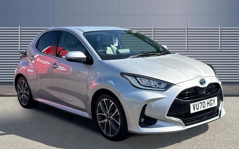 Used 2024 Toyota Yaris Hybrid Hatchback | £14,900 (Super price) - Image 1/4