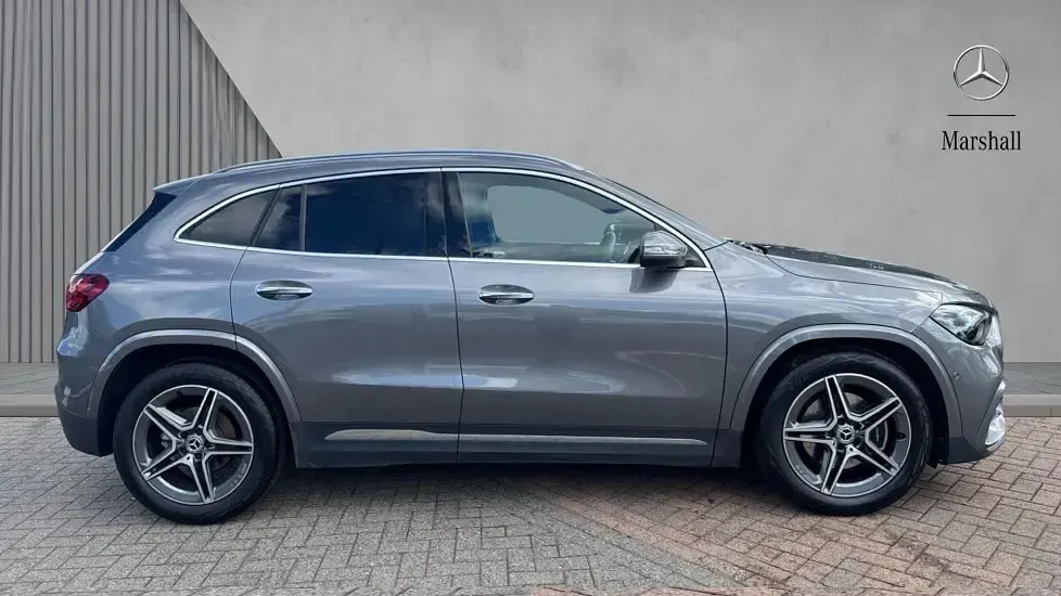 Used Mercedes GLA200 Executive 163 HP (119 kW) 2024 Grey SUV
