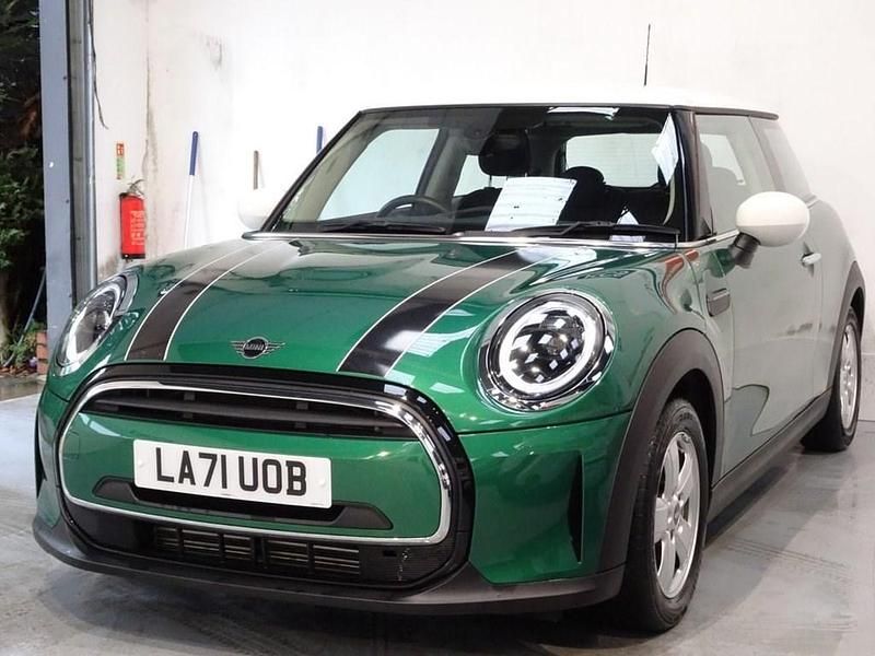 Used Mini Cooper Classic 136 HP (100 kW) 2022 Green Hatchback