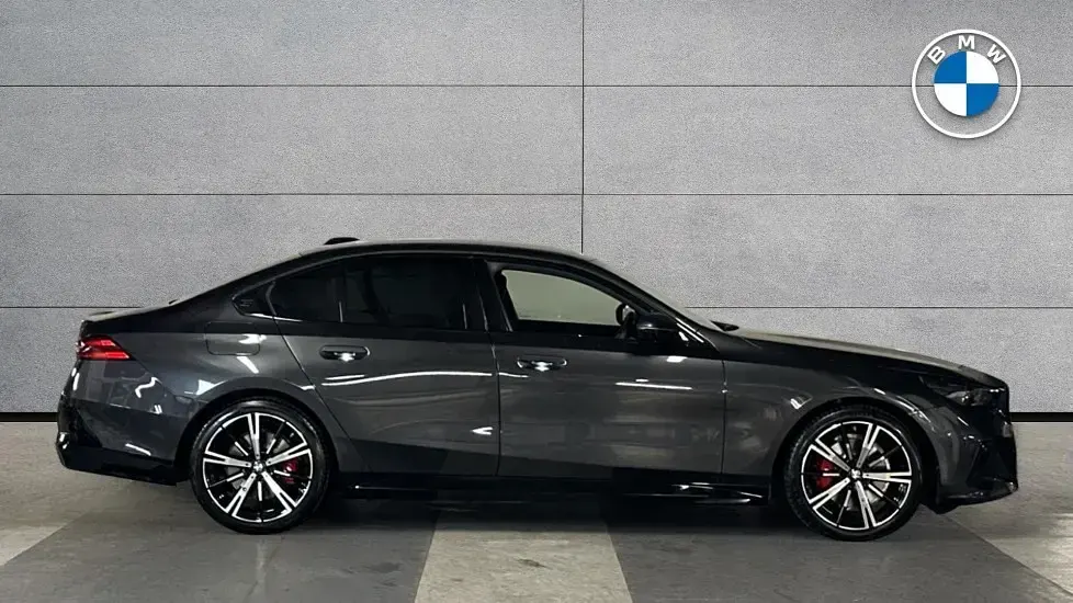 Used BMW 520 M Sport 205 HP (150 kW) 2025 Grey