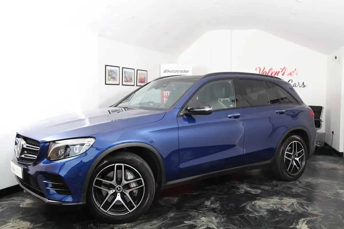 Used Mercedes GLC220 AMG 170 HP (125 kW) 2019 Blue Estate