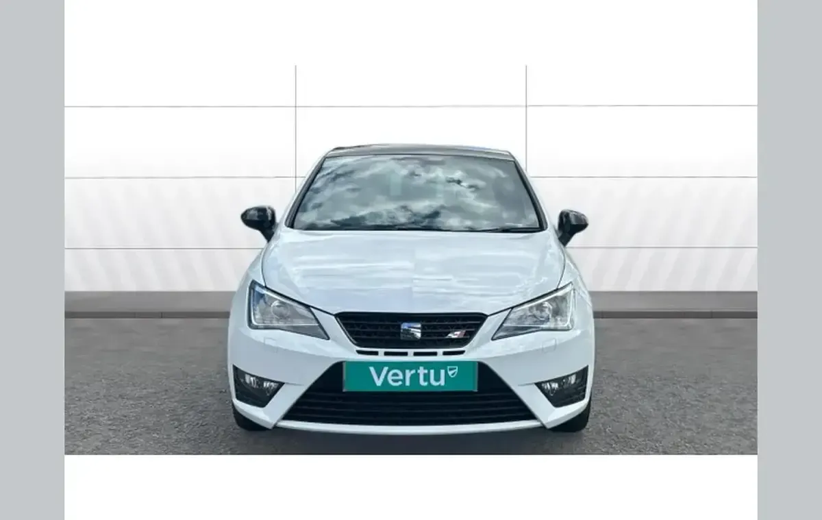 Used Seat Ibiza CUPRA 192 HP (141 kW) 2016 White Hatchback