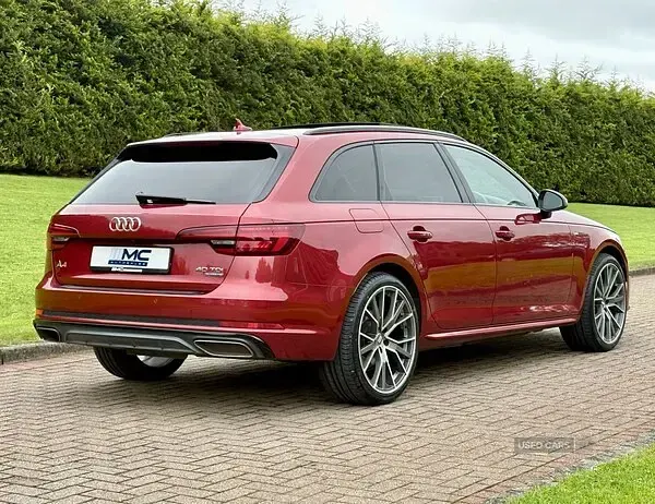 Used Audi A4 S-Line 190 HP (139 kW) 2019 Red Estate