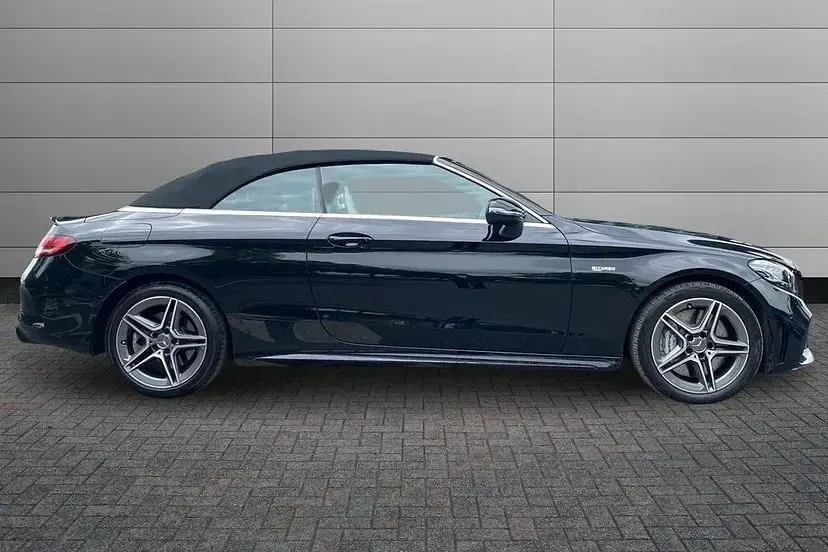 Used Mercedes C43 AMG AMG 390 HP (286 kW) 2018 Obsidian black Cabriolet