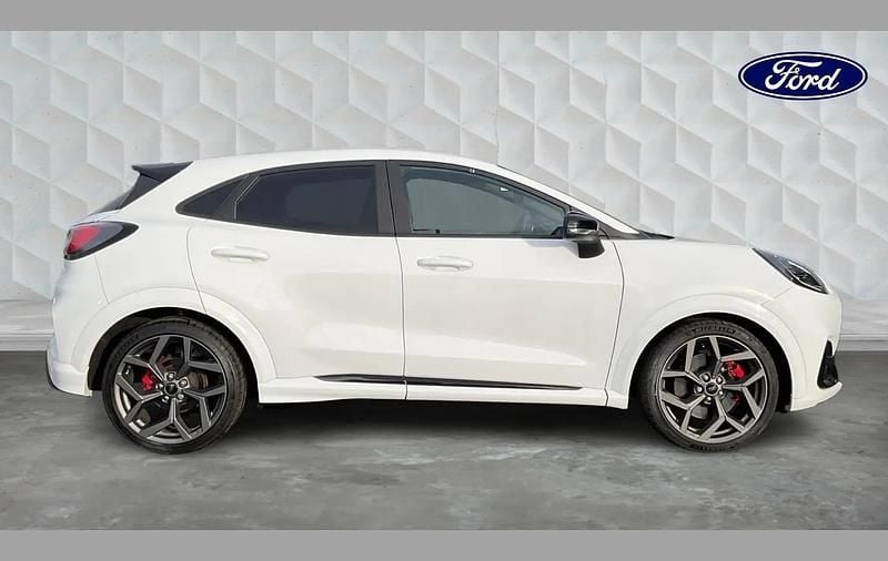 Used Ford Puma ST 200 HP (147 kW) 2023 White SUV