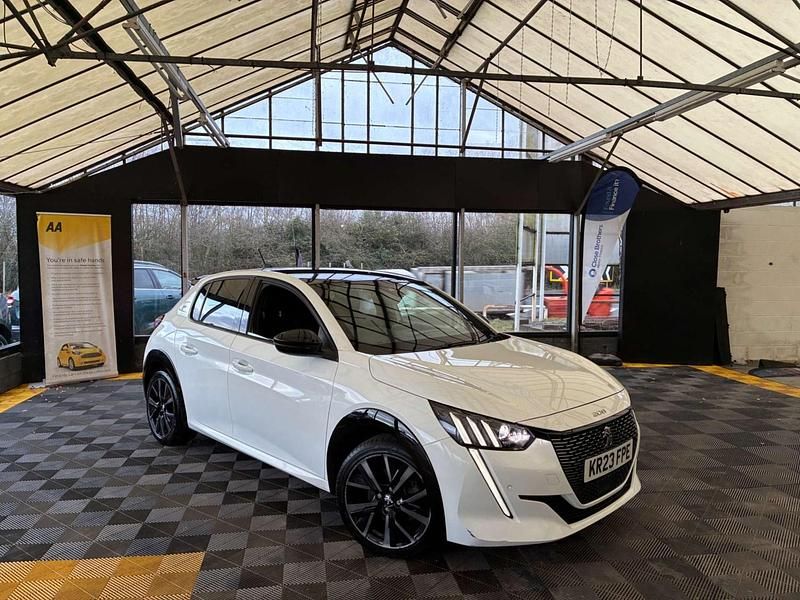 White Used 2023 Peugeot 208 GTi Hatchback | £12,995 (Good price) - Image 1/3