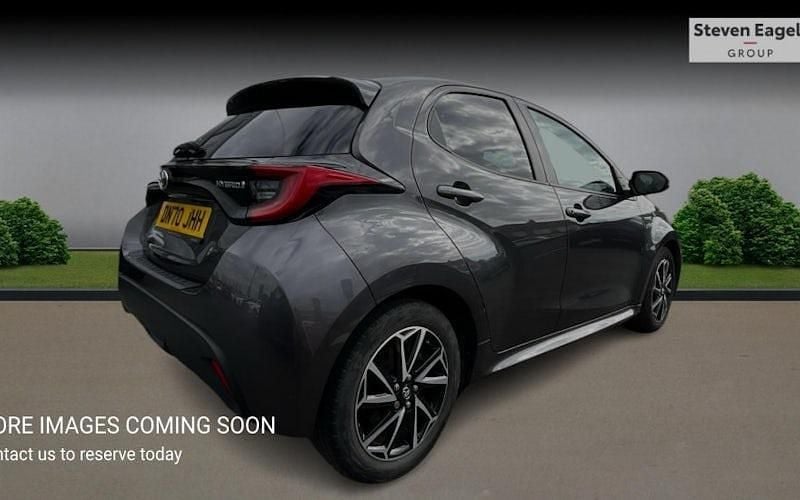 Used Toyota Yaris Hybrid Design 116 HP (85 kW) 2026 Hatchback