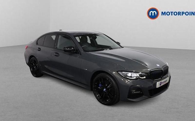 Begagnad BMW 330e M Sport 292 HK (214 kW) 2022 Sedan