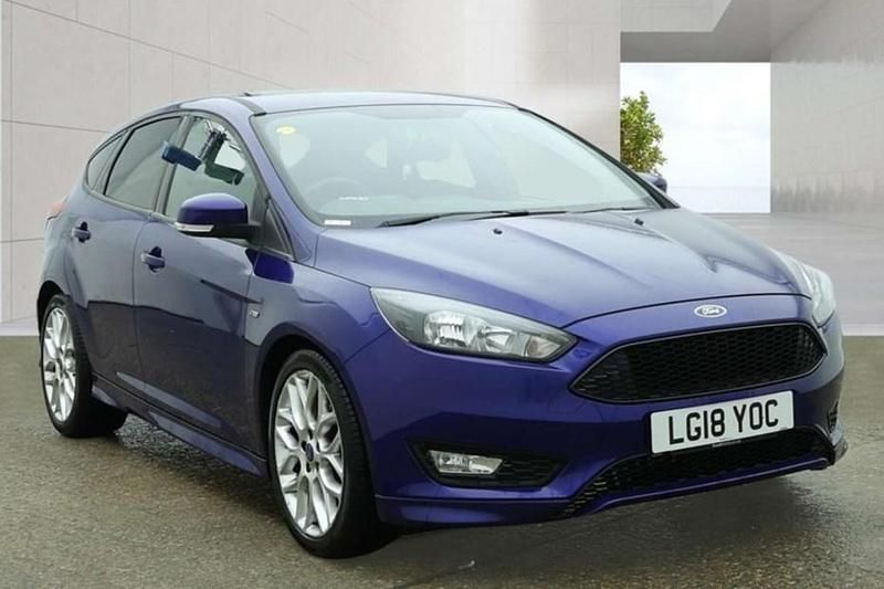 Usado Ford Focus ST-Line 140 HP (102 kW) 2018 Azul Citadino