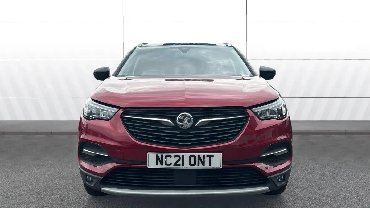 Used Vauxhall Grandland X Edition 130 HP (95 kW) 2021 Red SUV