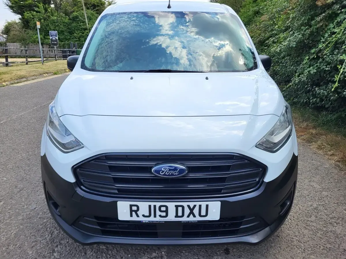 Used Ford Transit 75 HP (55 kW) 2019 White Van
