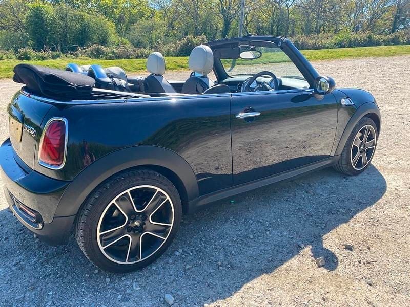 Used Mini Cooper S Cabriolet 184 HP (135 kW) 2012 Midnight black Cabriolet
