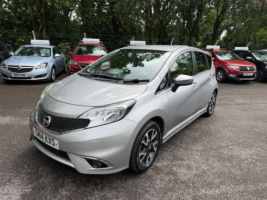 Used Nissan Note Acenta 80 HP (58 kW) 2014 Silver Hatchback