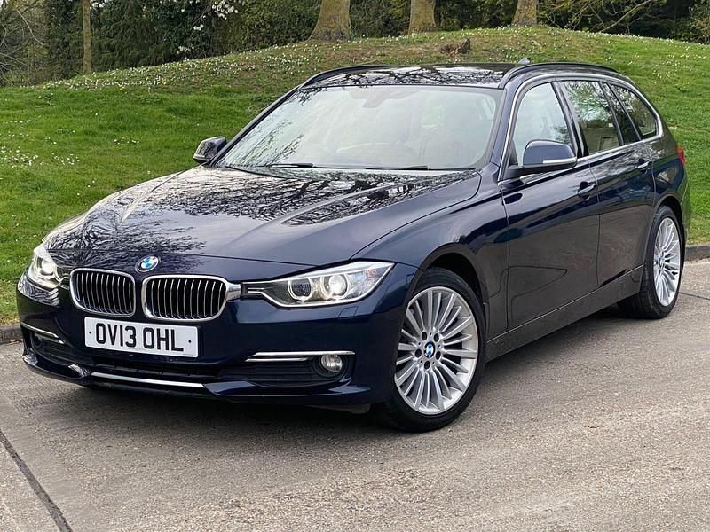 Used BMW 320 Luxury Line 2013 Blue Estate