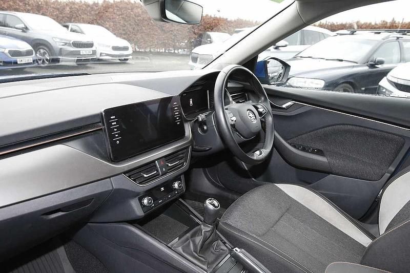 Used Skoda 110 R SE L 81 HP (59 kW) 2022 Race blue metallic Estate