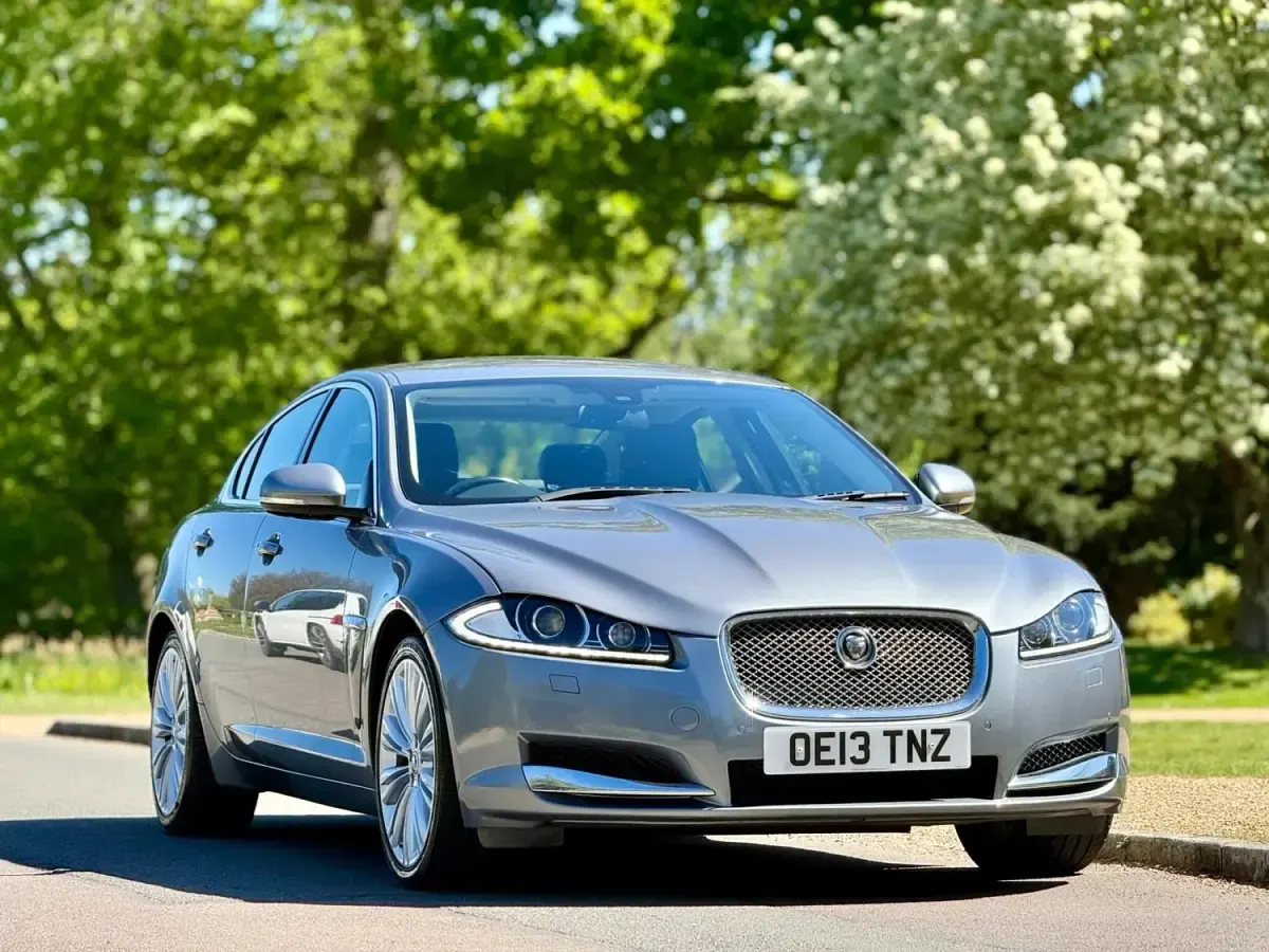Second-hand Jaguar XF Portfolio 2013 Gri Berlinǎ