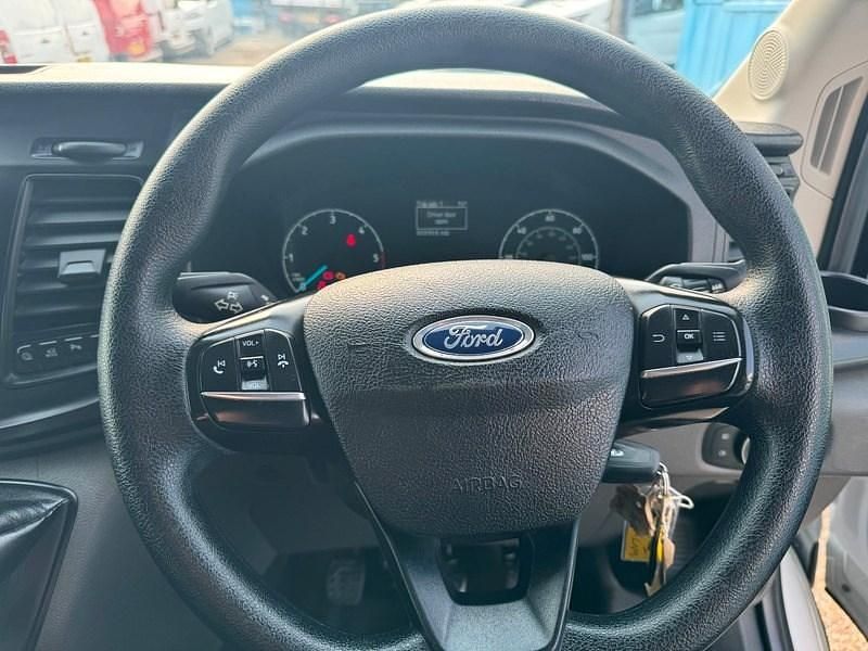 Used Ford Transit 130 HP (95 kW) 2021 White Van