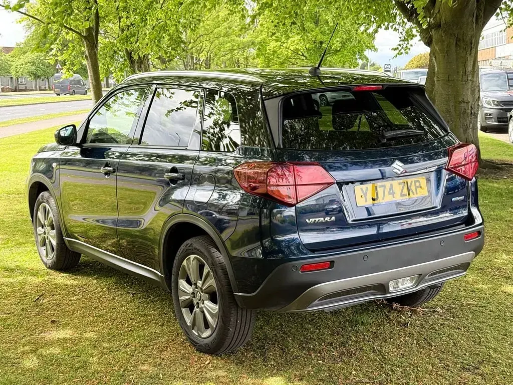 Used Suzuki Vitara 115 HP (84 kW) 2025 Blue SUV