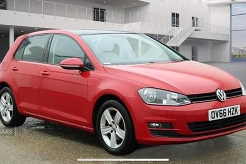 Used VW Golf VII Edition 110 HP (80 kW) 2016 Red Hatchback
