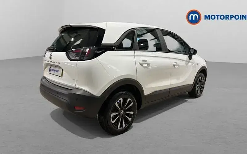 Used Vauxhall Crossland Design Edition 110 HP (80 kW) 2023 White SUV