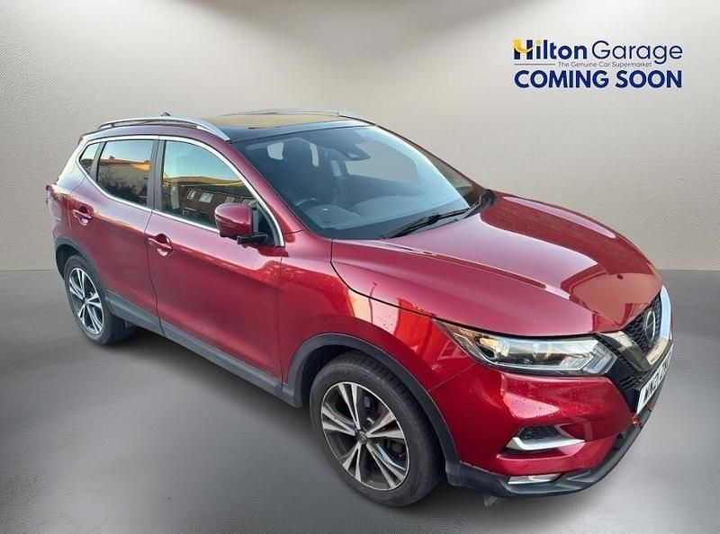 Red Used 2021 Nissan Qashqai N-Connecta SUV | £12,950 (Super price) - Image 1/1