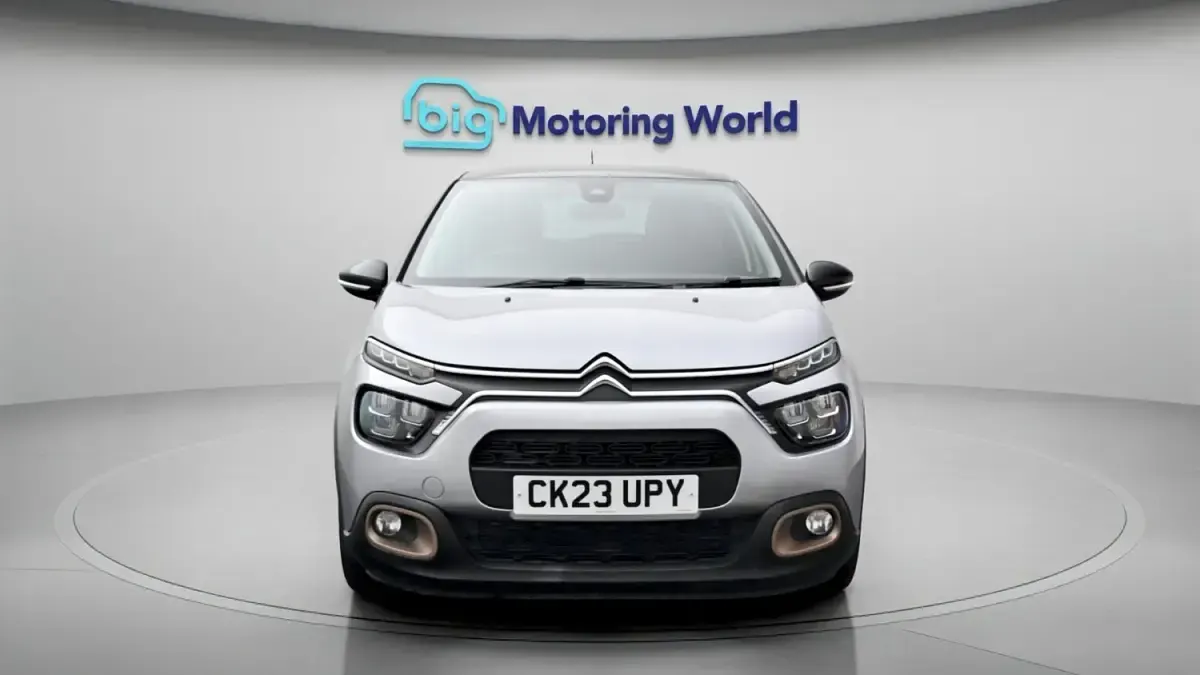 Usado Citroën C3 PureTech 82 HP (60 kW) 2023 Cinzento Citadino
