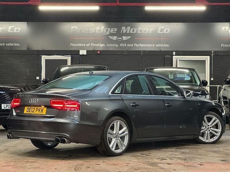 Used Audi S8 Advanced 520 HP (382 kW) 2012 Grey Sedan