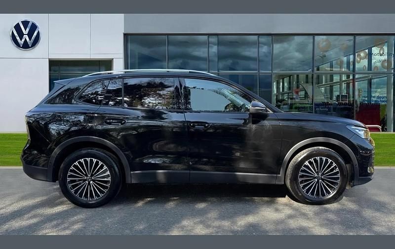 Used VW Tiguan Match 147 HP (108 kW) 2025 Black SUV