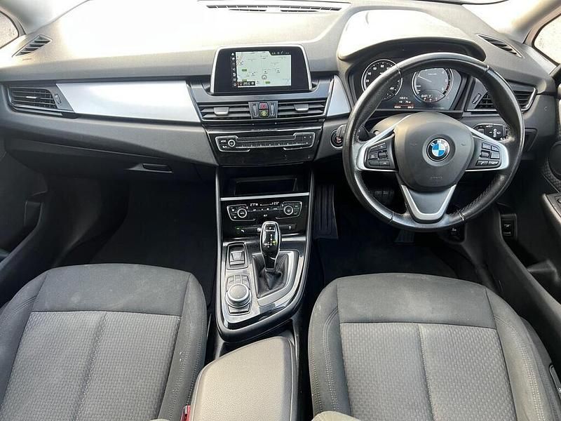 Used BMW 216 Luxury Line 116 HP (85 kW) 2020 Black Estate