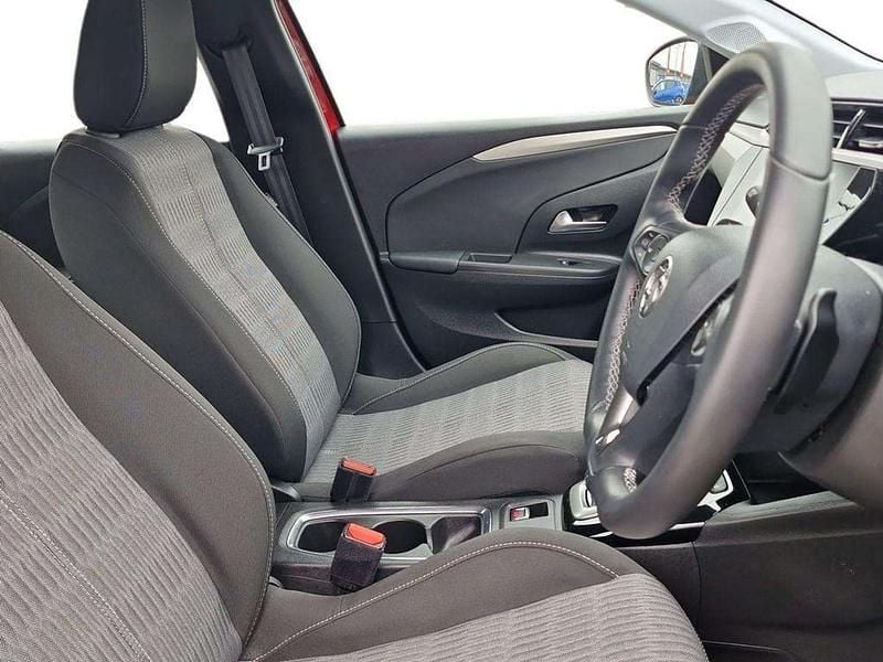 Usado Vauxhall Corsa Edition 100 HP (73 kW) 2022 Vermelho Citadino