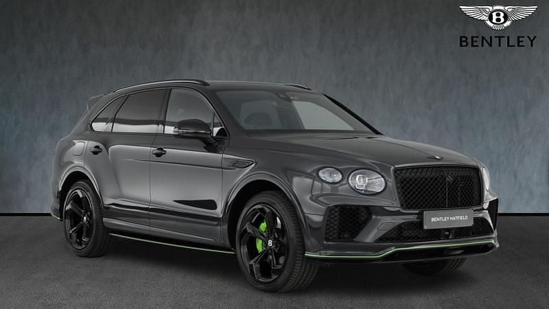 Titan grey Used 2025 Bentley Bentayga SUV | £210,000 (Fair price) - Image 1/4