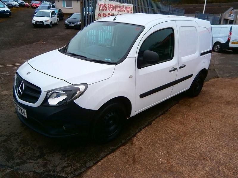 Used Mercedes Citan 109 94 HP (69 kW) 2020 Black Van