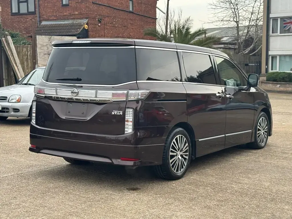 Used Nissan Elgrand 2025 MPV