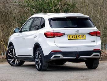 Used MG ZS Trophy 196 HP (144 kW) 2024 White SUV