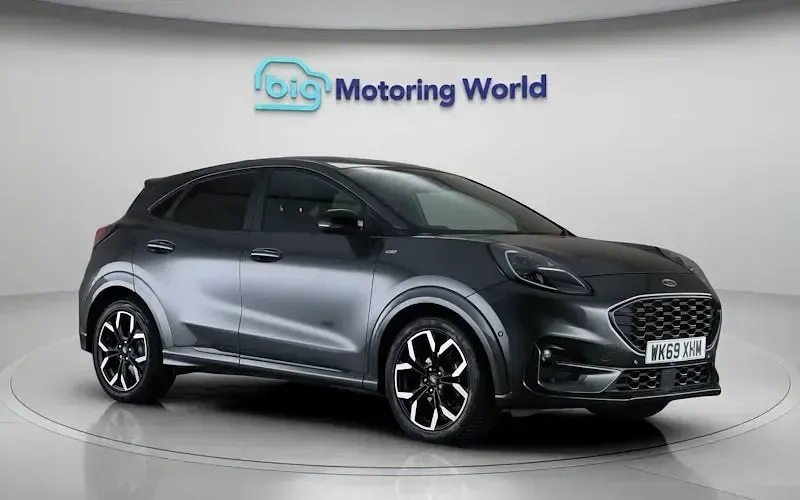 Usado Ford Puma ST-Line X 125 HP (91 kW) 2020 Cinzento SUV