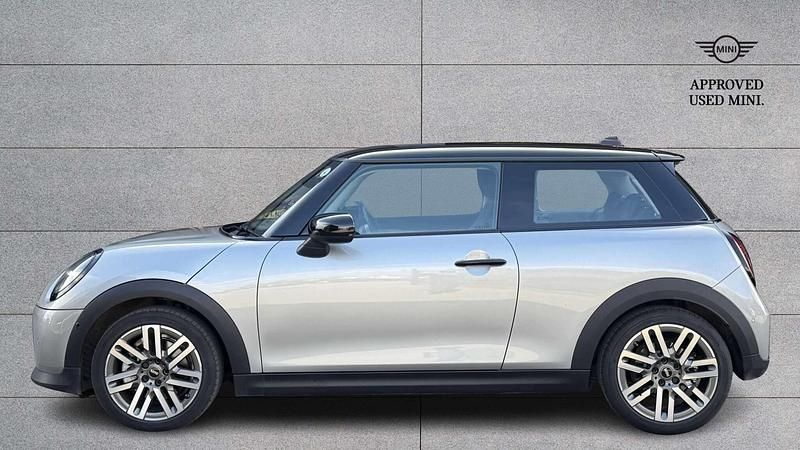 Used Mini Cooper Hatch 113 kW (154 HP) 2025 Silver Hatchback