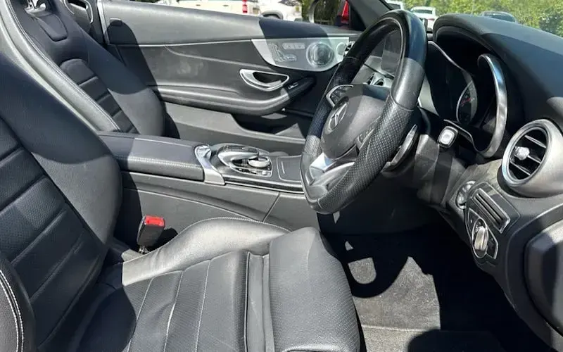 Used Mercedes C250 AMG line 204 HP (150 kW) 2018 Red Cabriolet