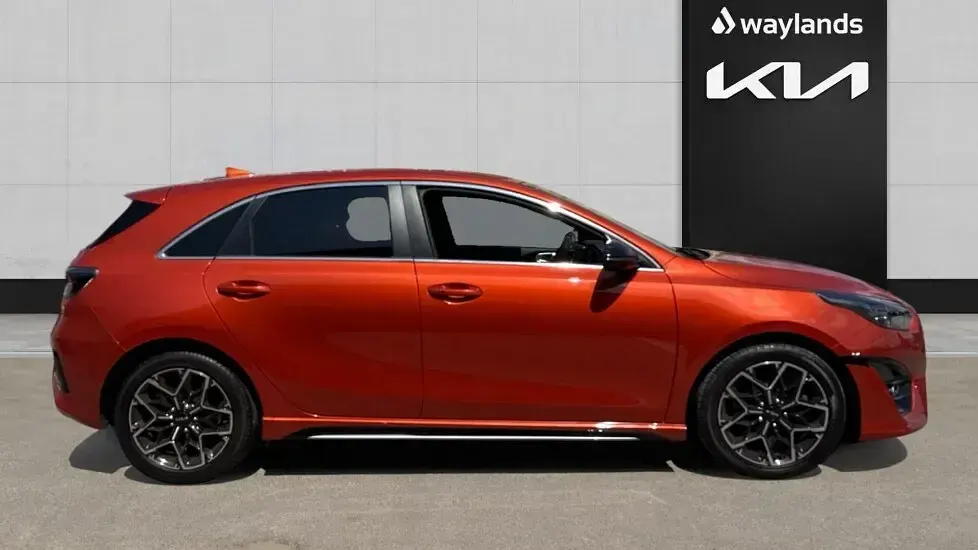 Used Kia Ceed GT-Line 2023 Orange Hatchback