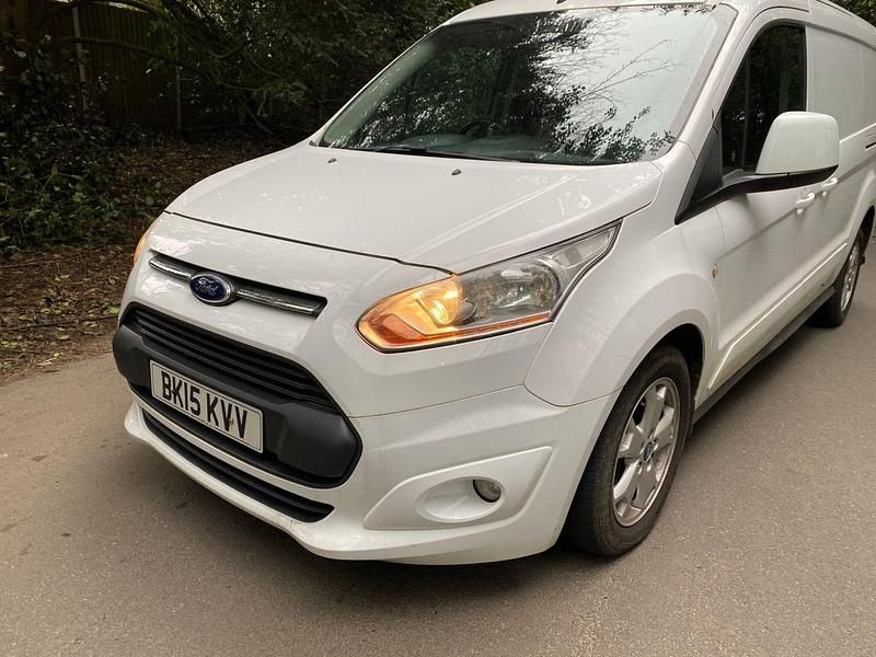 Used Ford Transit Connect Limited 115 HP (84 kW) 2015 White MPV