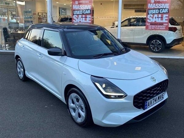 White Used 2025 Suzuki Swift Hatchback | £18,949 (Expensive) - Image 1/1