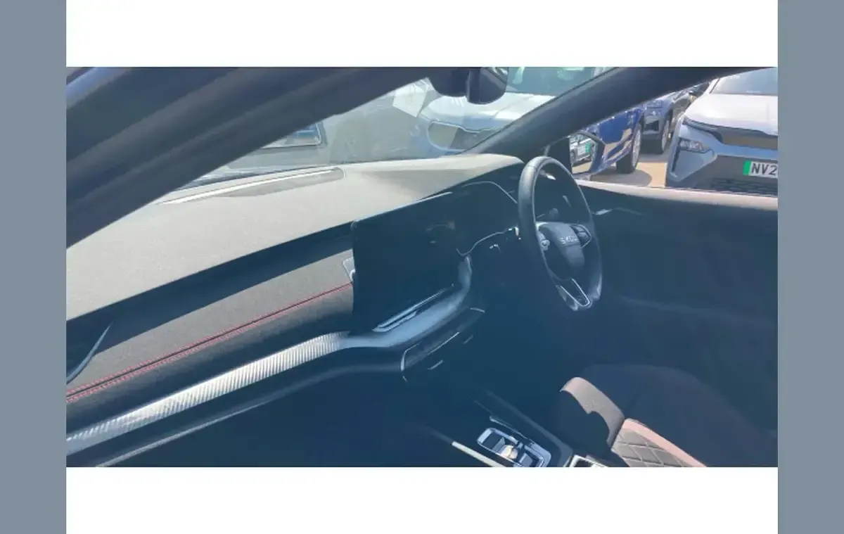 Used Skoda Octavia vRS 265 HP (194 kW) 2025 Grey Estate