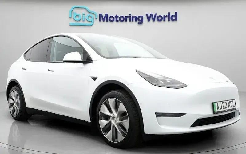 Used Tesla Model Y Long Range AWD 378 kW (514 HP) 2022 SUV