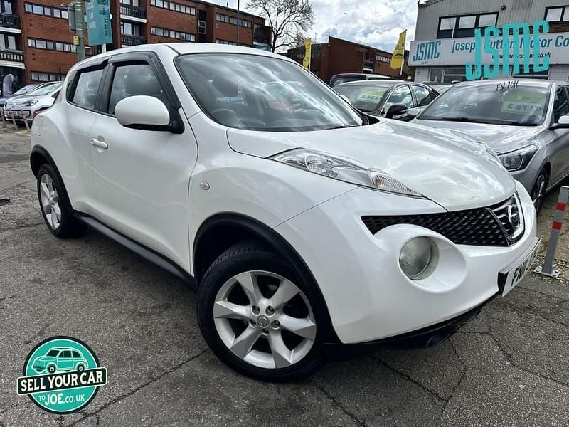 Used Nissan Juke Acenta 115 HP (84 kW) 2011 White SUV