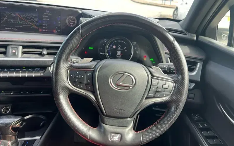 Used Lexus UX Sport Line 184 HP (135 kW) 2021 Blue SUV